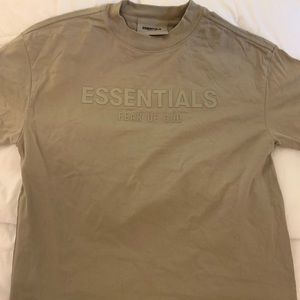 essentials tee